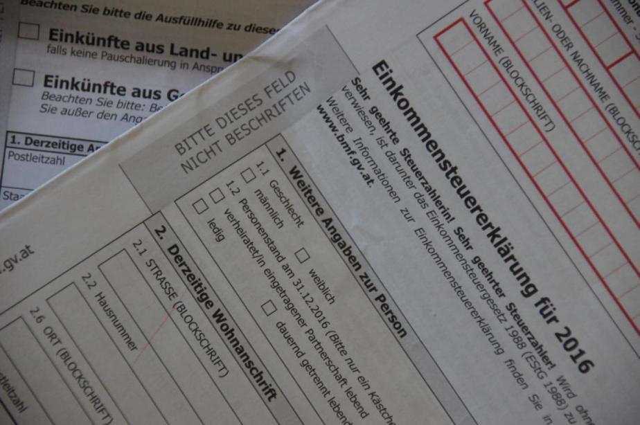 Der Herzkönig macht, nein er liebt seine Steuererklärung!